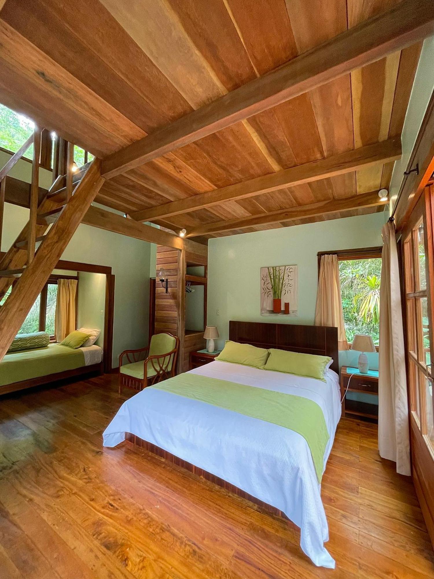 Sacha Urco Lodge Y Bosque Protector Миндо Экстерьер фото